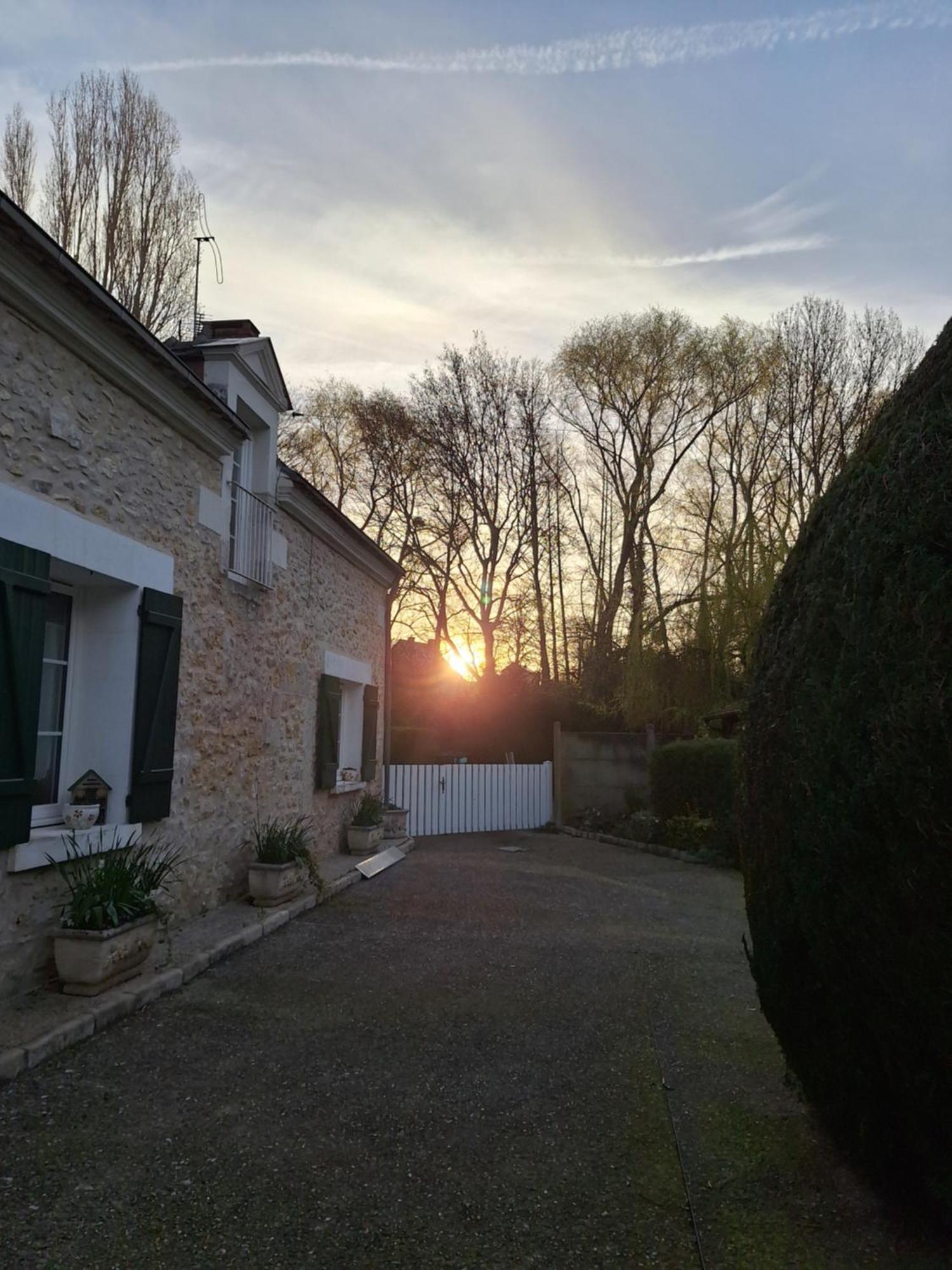 Traînefeuilles - Chambres d'hôtes Le Controis-en-Sologne Exterior foto