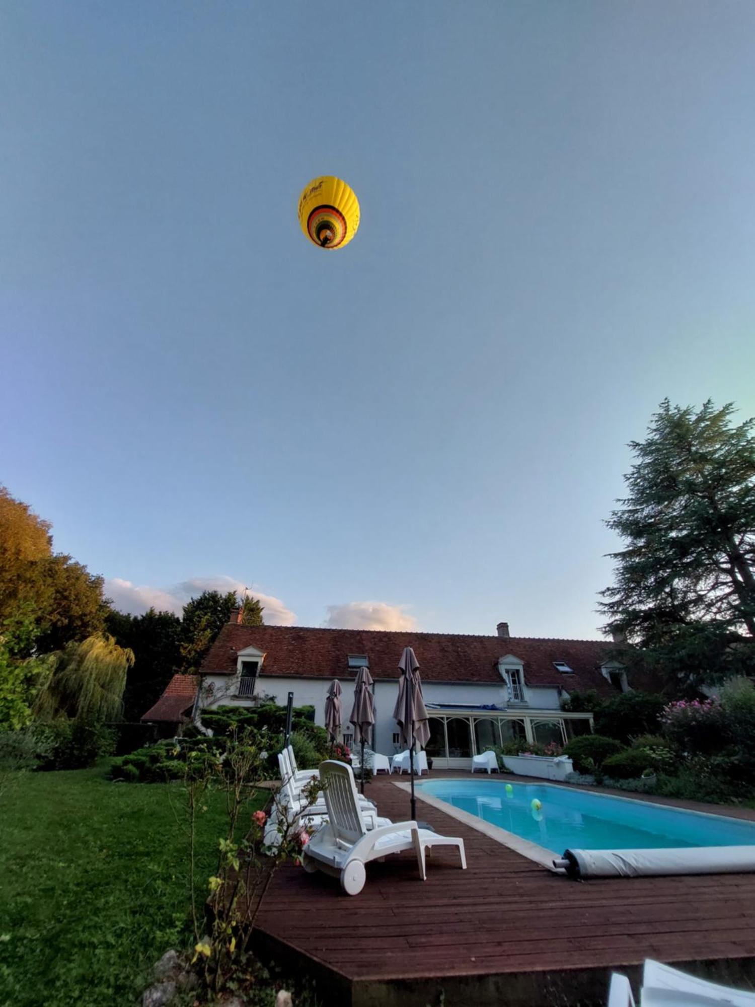 Traînefeuilles - Chambres d'hôtes Le Controis-en-Sologne Exterior foto